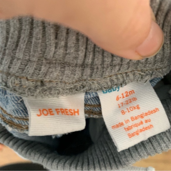 6-12 month Joe Fresh denim shorts - Picture 2 of 2